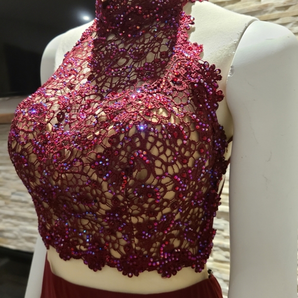 Alyce Paris Prom Wine Dress. - Picture 6 of 16